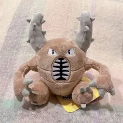 カイロス　ポケモンフィット ぬいぐるみ pokemonfit