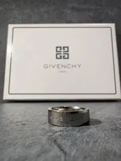Givenchyリング21号