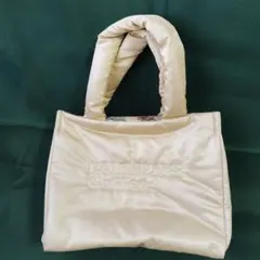 【中古美品】コメダ珈琲キルティングスクエアバッグ