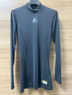 adidas ハイネック長袖 アンダーシャツ S ブラック 中古品 野球