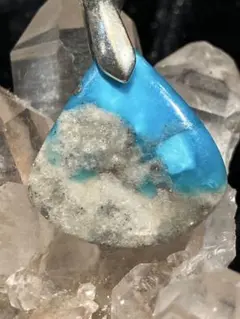 ターコイズ イラン産 ペンダントトップ 天然石 パワーストーン 旅人のお守り