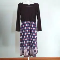 axes femme アーガイル柄 本棚柄 ワンピース