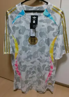 アベイシングエイプ✕adidasコラボ 迷彩柄 アメリカンフットボール