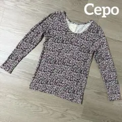 【Cepo】小花柄長袖Tシャツ 重ね着力抜群 Mサイズのサムネイル