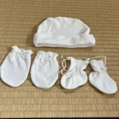 ホワイトベビー用帽子・ミトン・靴下セット