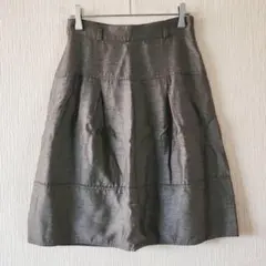 【BALLSEY】（S）タック入りフレアスカート/光沢素材/落ち感/上品/無地のサムネイル