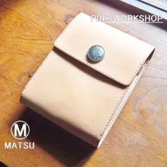 ワイドコンチョ付きスマホポーチ ヌメ革 サドルレザー ナチュラル PWCP3