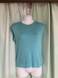 870.UNIQLO 水色のUVカットフレンチスリーブセーター⭐︎