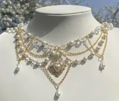 Item thumbnail for item a9b1321e-6df0-4d58-8bc0-14a80baf8025