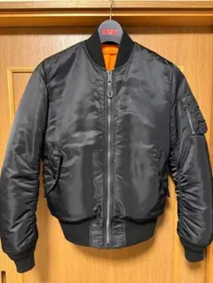 Alpha Industries MA-1 フライトジャケット ブラックのサムネイル