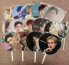 stray kids スキズ バンチャンうちわ フラッグ まとめ売り