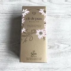 ☆クレ•ド•ポーボーテ　クレームUVn☆