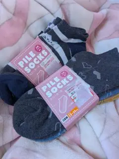 しまむら　足底パイル　PILE SOCKS　靴下　2種類セット　ねこ　ハートのサムネイル