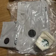 スターバックス　福袋2026　トートバッグとサコッシュとポーチ　セット