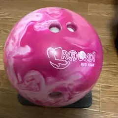 ROUND1 RED HAWK ボウリングボールとバッグ
