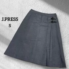 J.PRESS ジェイプレス サイドベルト ラップ プリーツスカート グレー　Sのサムネイル
