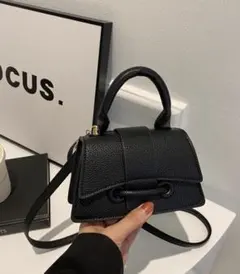 黒のレザー風2wayショルダーバッグ