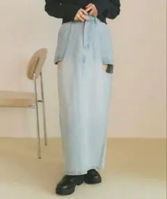 VANNIE U サイドカットアウトデニムスカートのサムネイル