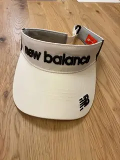 美品⭐︎new balance サンバイザー ホワイト