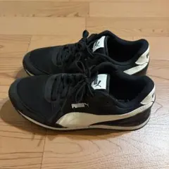 美品☆ PUMA スニーカー ブラック ホワイトのサムネイル