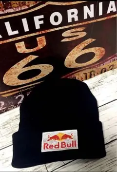 【新品❣️】レッドブル　ニット帽　ビーニー　黒　ブラック