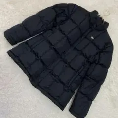 《良品》 LACOSTE ダウンジャケット ブラック 40 厚手 シンプル