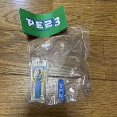 PEZ3 ガチャ　ミニチュアチャーム ペンギンキーホルダー