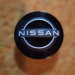 Nissan ホイールキャップ 4個セット - メルカリ