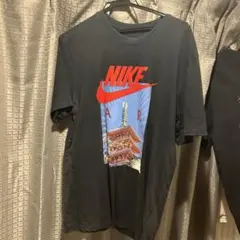 NIKE 東京タワー グラフィック Tシャツ