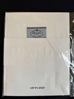 PRADA Gifts 2023 カタログ