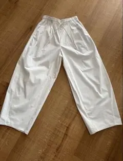 【未使用】gu バレルレックパンツ　ホワイト　S