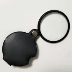 【コンパクト拡大鏡】 折りたたみ 5倍 携帯用　ルーペ 老眼 軽量 黒 5cm