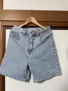 TOMMY JEANS デニムショートパンツ ライトブルー