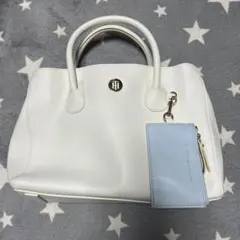 TOMMYHILFIGERバッグ