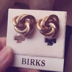 イヤリング birks