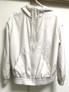 NIKE ランニングウェア　ウィンドブレーカー