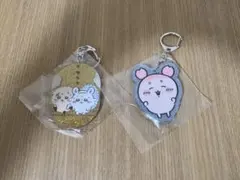 ちいかわ　ラメアクリルキーホルダー5 古本屋　ラッコとモモンガ　2個セット