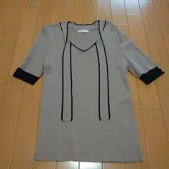 アーモワールカプリス　トップスのサムネイル