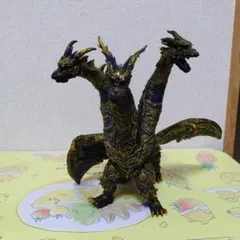 タグ付き⭐︎廃盤ムービーモンスターシリーズ エビラ ゴジラソフビ