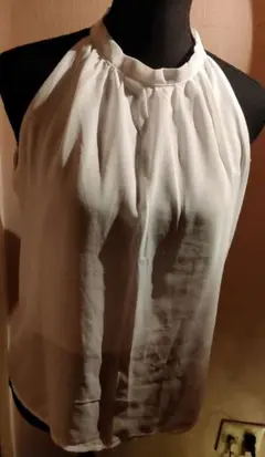 ホワイト シフォン ノースリーブ ホルターネックトップス