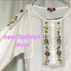 刺繍　ブラウス　フォークロア　　　昭和レトロ