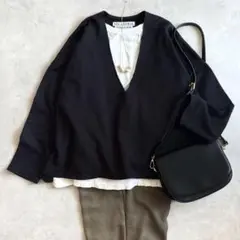 美品 ◆MICA&DEAL AMERICANA プルオーバー　Ｖネック ブラックのサムネイル