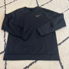 NIKE DRIーFITスウェット