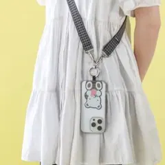 familiar スマホホルダー　スマホショルダー　スマホストラップ