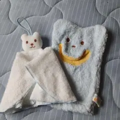 ミキハウス　クマのループ付タオル 白色水色