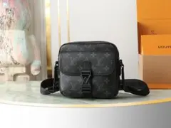 Louis Vuitton モノグラム エクリプス ショルダーバッグ