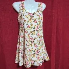 送込♪キティちゃん☆花柄ノースリーブミニワンピース　M 1回着用