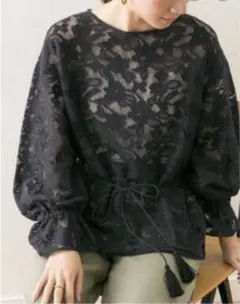 アーバンリサーチ　レースブラウス