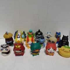 妖怪ウォッチソフビ指人形のセットです。