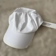 カルバンクライン　ホワイト　キャップ
